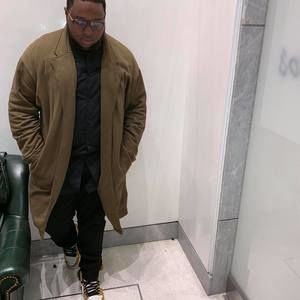 Meet your Posher, Jay